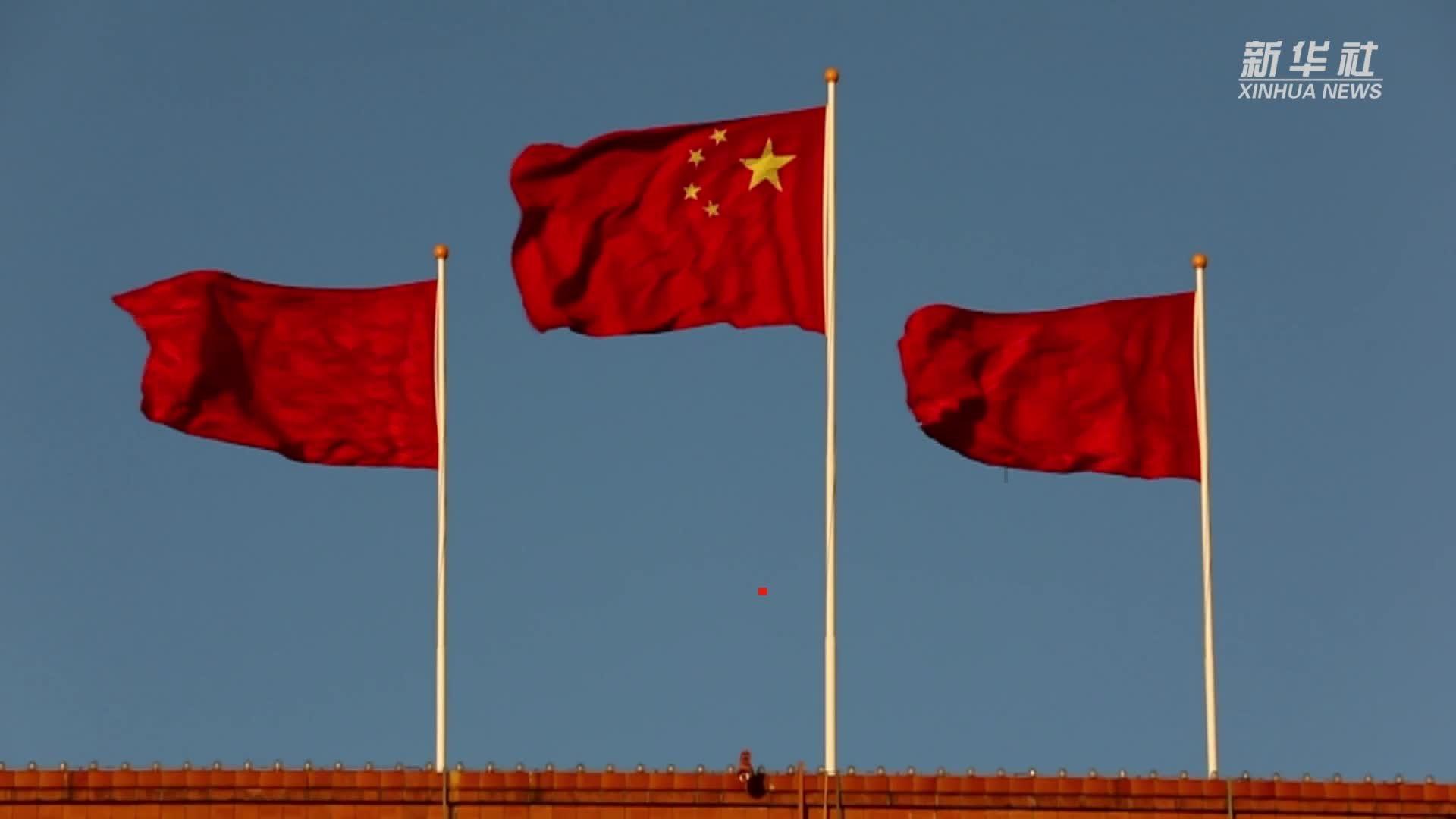 【探索】优秀摄影展开幕,免费参观!人民广场这一网红打卡点浓浓年味→